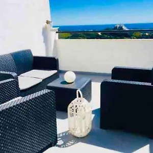 Apartamento Atico Con Bonita Vista. En Urbanizacion Privada.!, Estepona